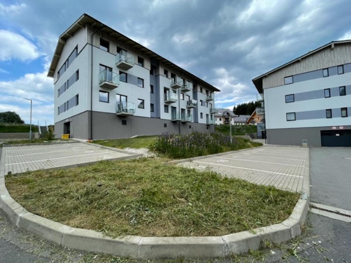 Klinovec Apartments Luxury Лоучна-под-Клиновцем Экстерьер фото
